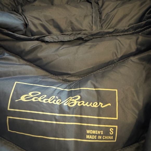 Size Small Eddie Bauer Puffer Jacket - Picture 13 of 13